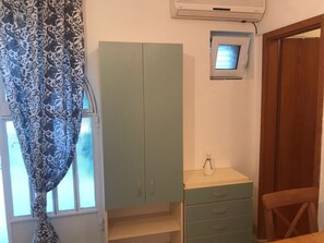 Interior - Apartment in Pisak with Seaview, Terrace, Air condition, WIFI (5023-3) (Pisak)