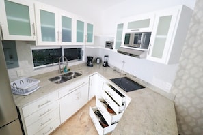 Fridge, microwave, coffee/tea maker, electric kettle