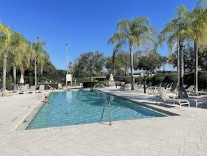 Outdoor pool - The Sunshine Retreat-Spacious 3 bed/3 bath Condo (Four Corners)