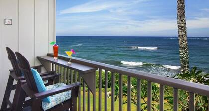 Romantic & Breathtaking Oceanfront Kauai Condo
