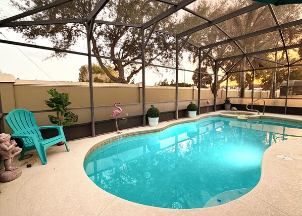 Piscine extérieure, piscine chauffée