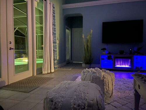 Davenport Disney-Area Home ~ Private Pool & Hot Tub ~ Quiet Retreat