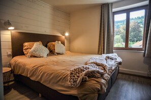 20 chambres, fer et planche à repasser, Wi-Fi gratuit, draps fournis