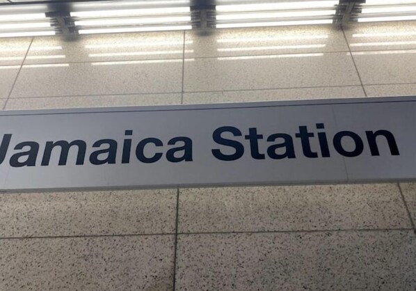 تفاصيل الفندق من الخارج