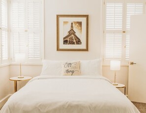 2 bedrooms, desk, iron/ironing board, travel cot