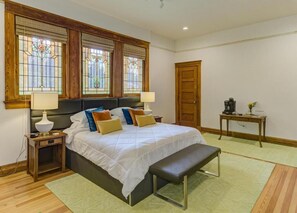 Egyptian cotton sheets, premium bedding, pillowtop beds