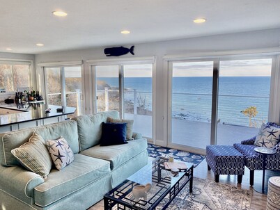 Stunning 160 degree Direct Ocean Views! Renovated & well appointed Bluff House