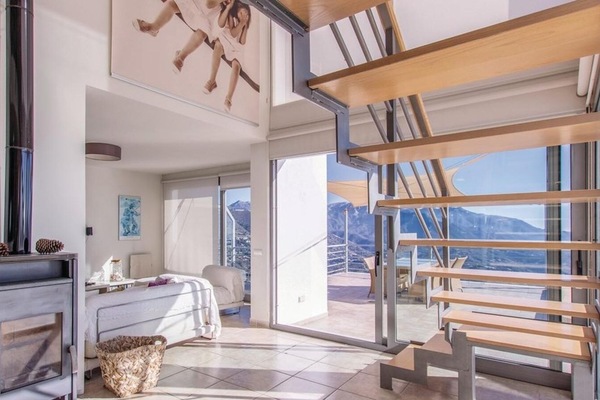 TV, fireplace, DVD player, stereo