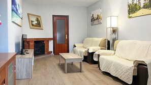 TV, fireplace, table football, ping pong - Los Arcángeles Chiclana de la Frontera by Ruralidays (Cádiz)