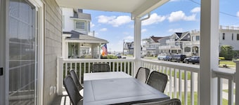 Oceanview 4 HOUSES to BEACH! 6 beach passes, chairs, towels, umbrellas included