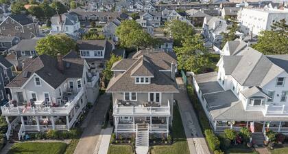 Oceanview 4 HOUSES to BEACH! 6 beach passes, chairs, towels, umbrellas included