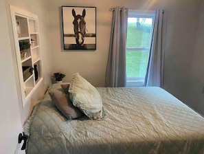 2 habitaciones, escritorio, wifi gratis y ropa de cama