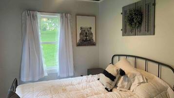 2 slaapkamers, een bureau, gratis wifi, beddengoed