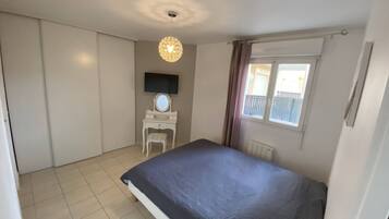 2 chambres, fer et planche Ă repasser, lit parapluie, Wi-Fi gratuit