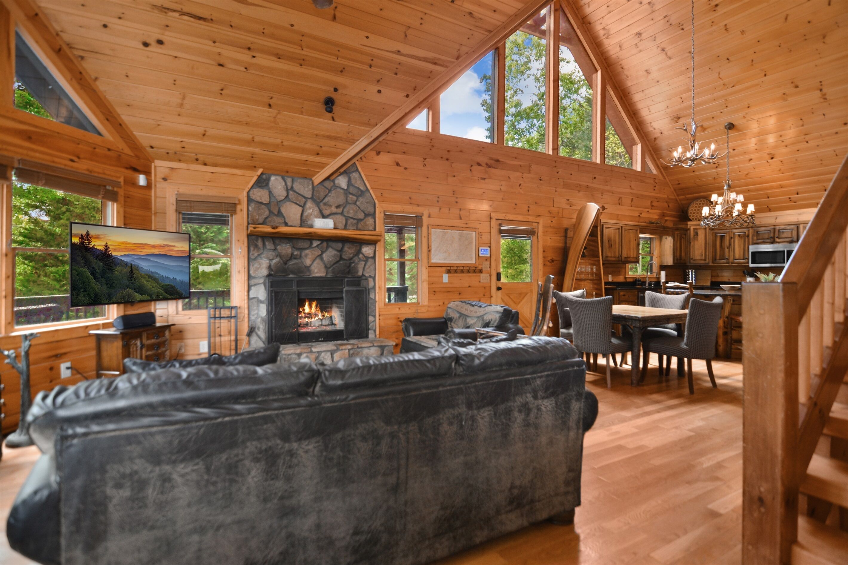 Smart TV, fireplace, DVD player