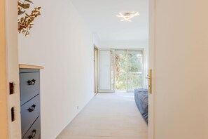 2 chambres, fer et planche à repasser, Wi-Fi, draps fournis