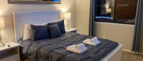 5 habitaciones, escritorio, tabla de planchar con plancha y wifi gratis