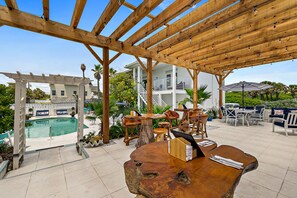 Free daily full breakfast  - Golden Magnolia Resort & Spa (Flagler Beach)