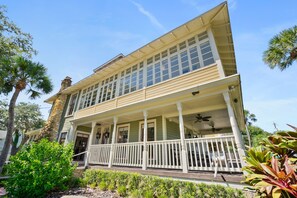 Exterior - Golden Magnolia Marine (Daytona Beach)