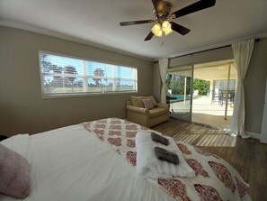 4 habitaciones, tabla de planchar con plancha, cuna de viaje y wifi
