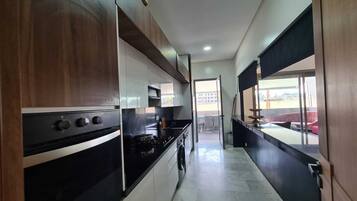 Microwave, oven, blender, coffee grinder