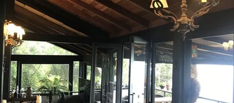 Home View a Paradise just a few steps from the beach