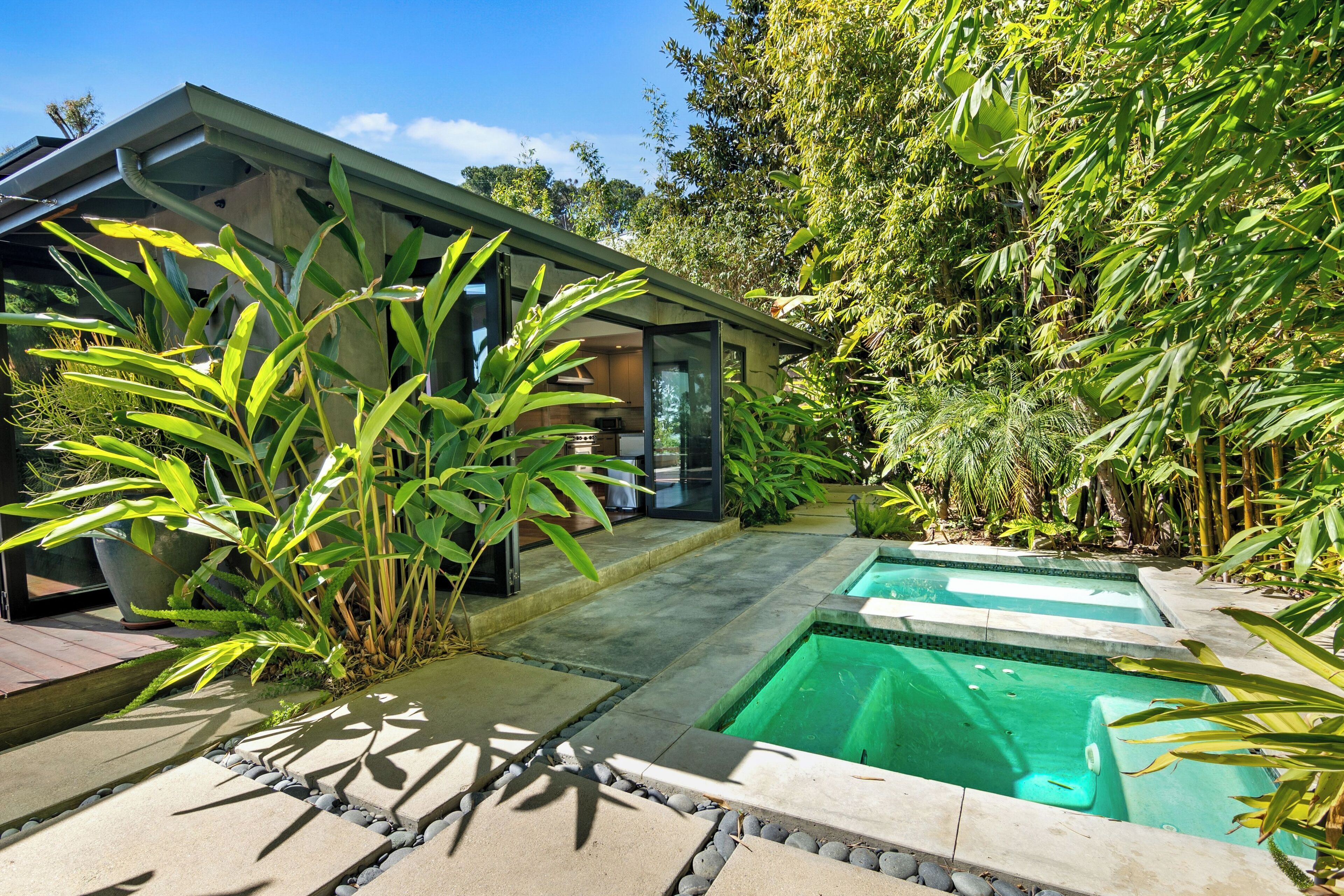 Lux Hill Villa