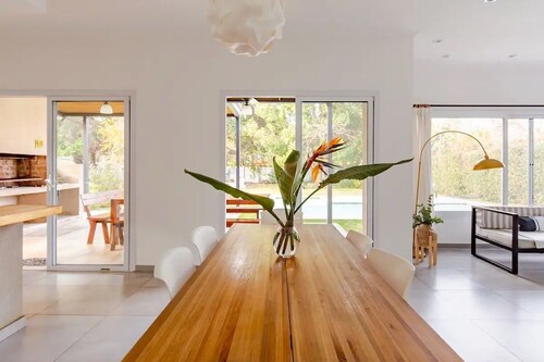 Special home for Holidays pool and green park