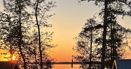 Cottages on Moose. Lakeside, twin cabins on Moose Lake!!!