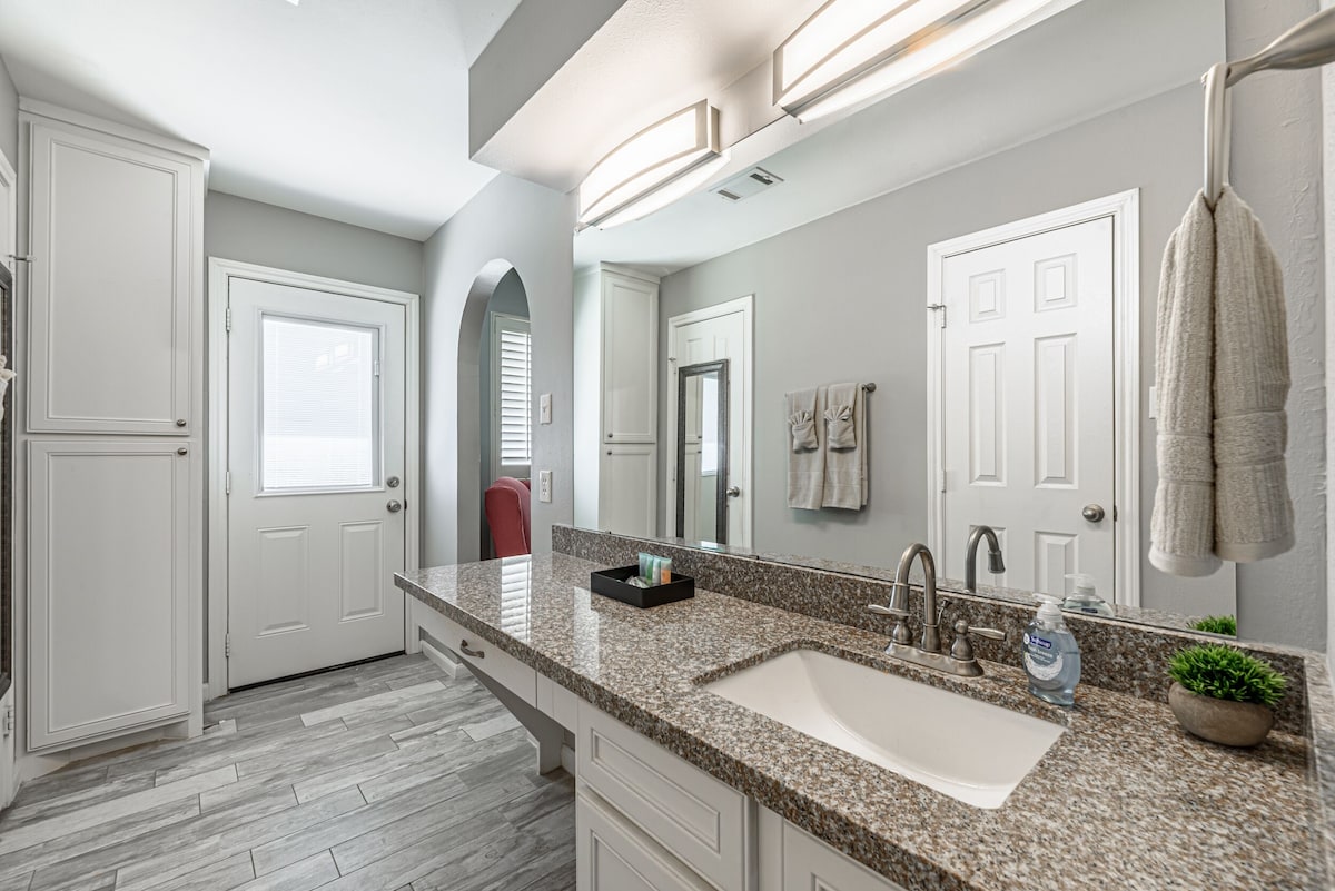 Photo 26 of The Paris- Colorful 3BEDROOM 2BATH SFH w/Heated POOL Available