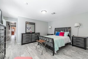 3 soverom, strykejern/-brett, wi-fi (inkludert) og sengetøy