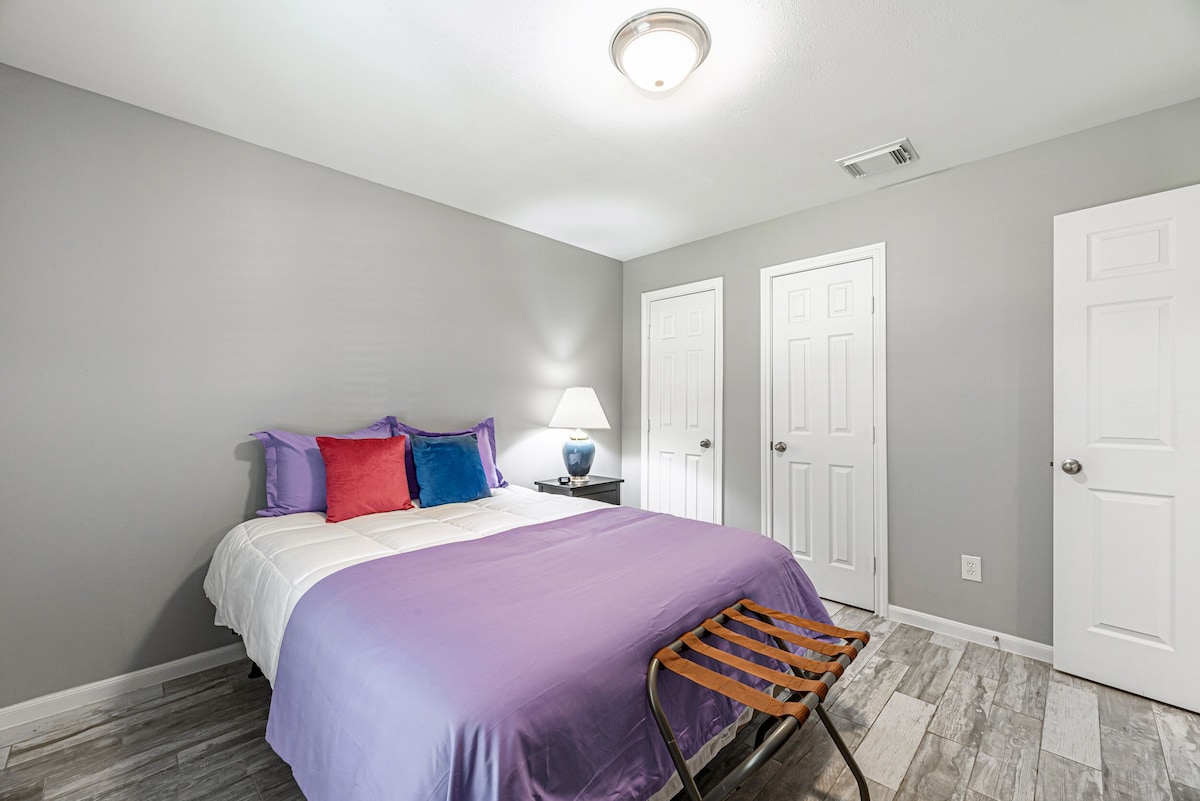 Photo 32 of The Paris- Colorful 3BEDROOM 2BATH SFH w/Heated POOL Available