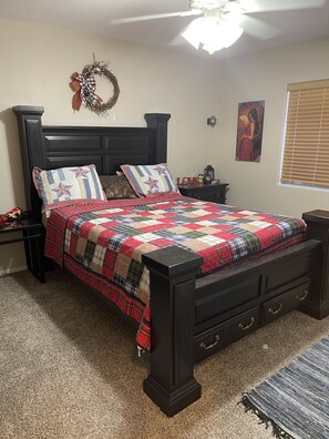2 bedrooms, WiFi - Stay in Peoria 83 (Peoria)