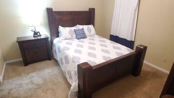 2 chambres, fer et planche Ă repasser, Wi-Fi gratuit, draps fournis