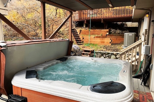 Bain à remous extérieur