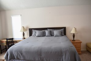 5 bedrooms, memory-foam beds, desk, iron/ironing board