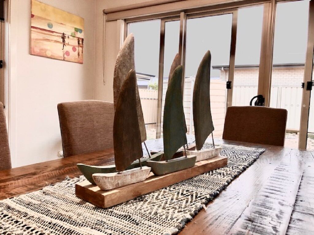 Take a break at Sea Esta.