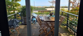 Front row, more sea is not possible!