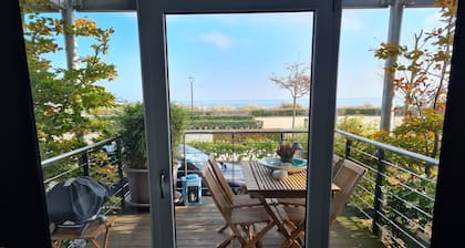 Front row, more sea is not possible!