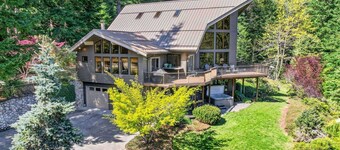Majestic Mountain Retreat on 20 Acres, Gorgeous Views, Ponds, Hot Tub, Sauna, 15 Miles to Gov Camp