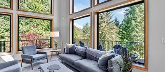 Majestic Mountain Retreat on 20 Acres, Gorgeous Views, Ponds, Hot Tub, Sauna, 15 Miles to Gov Camp