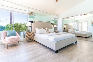 4 bedrooms, desk, iron/ironing board, travel crib