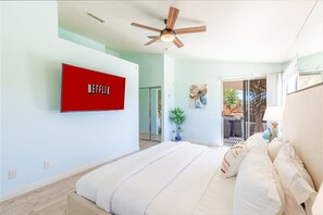 4 bedrooms, desk, iron/ironing board, travel crib