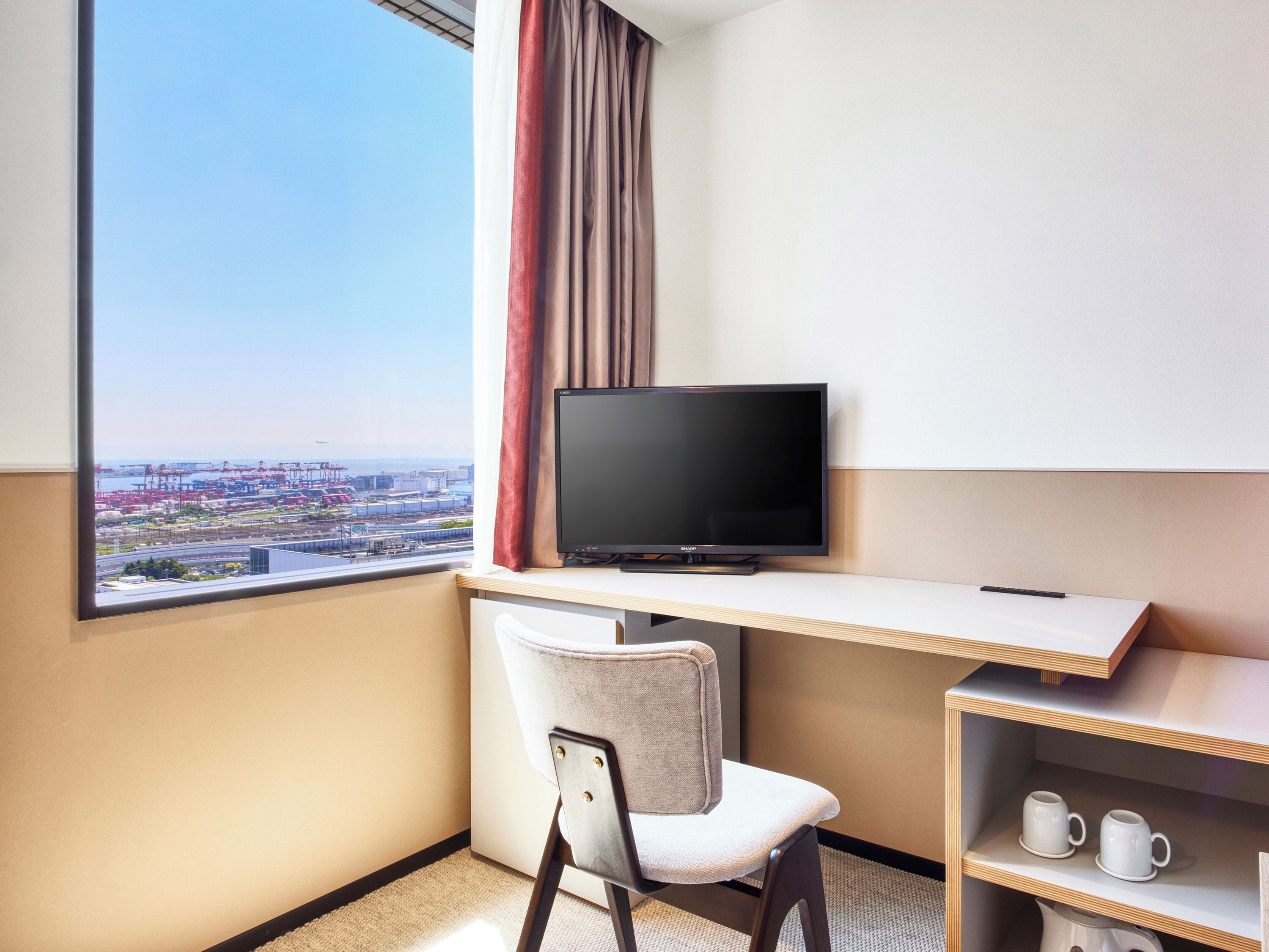 loft bed, non smoking | premium bedding, down duvets, blackout curtains, free wifi