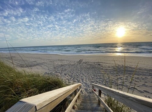 Charming Home directly on Private Beach