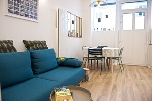 Téléviseur connecté, livres