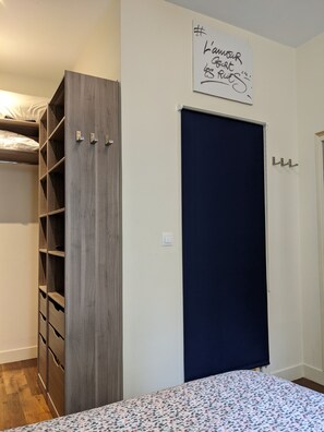 1 habitación, wifi gratis y ropa de cama 