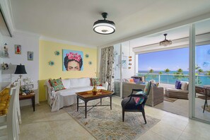 Fernseher, Netflix, Streaming-Dienste