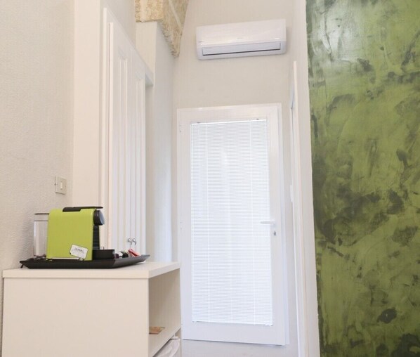 Interior - Camera Matrimoniale in Dimora Storica (Tuglie)