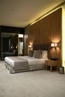 Junior Room | Egyptian cotton sheets, premium bedding, minibar (free items)